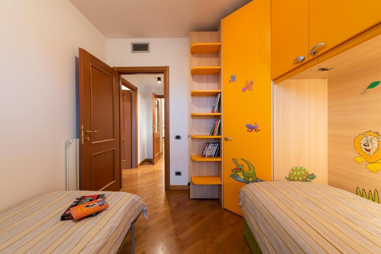 Caseospitali - Happy Family, Luminoso Trilocale Zona Leopolda Ottimo X4 Apartamento